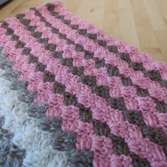 Taller de ABU handmade Crochet Shawl (Pink, Pardo - Picture 3 of 12
